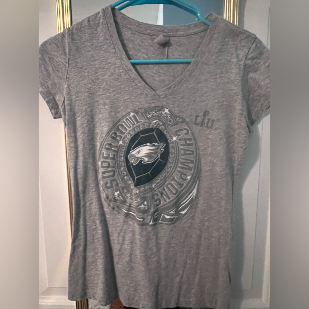 Gray Eagles Super Bowl V-Neck